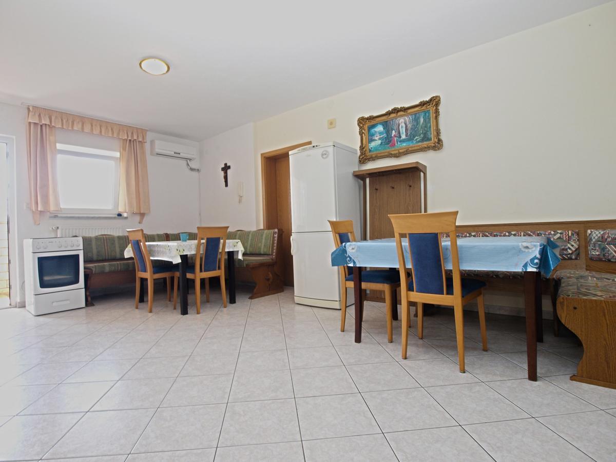 Apartments Anto 1598 Fažana Exterior foto